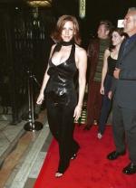 Джоэли Фишер: 289x400 / 25 Кб