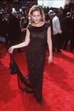 Джоэли Фишер: 270x400 / 23 Кб