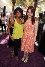 Моника Коулмэн: 267x400 / 30 Кб