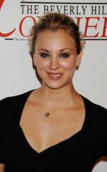 Кейли Куоко: 249x400 / 17 Кб