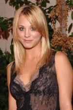 Кейли Куоко: 266x400 / 30 Кб