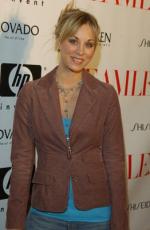 Кейли Куоко: 262x400 / 22 Кб