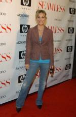 Кейли Куоко: 261x400 / 25 Кб