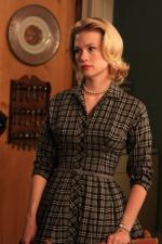 Дженьюэри Джонс: 400x600 / 51 Кб