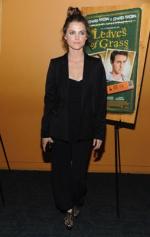 Кери Рассел: 254x400 / 18 Кб