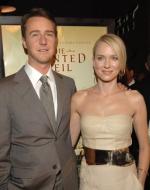 Наоми Уоттс: 317x400 / 26 Кб