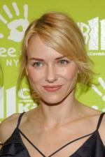 Наоми Уоттс: 267x400 / 24 Кб