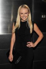 Малин Акерман: 266x400 / 18 Кб