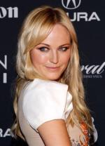 Малин Акерман: 289x400 / 24 Кб