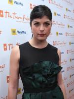 Сэльма Блэр: 301x400 / 24 Кб