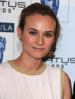 Дайан Крюгер: 305x400 / 21 Кб