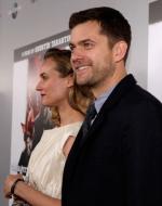 Дайан Крюгер: 317x400 / 21 Кб