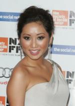 Бренда Сонг: 286x400 / 21 Кб