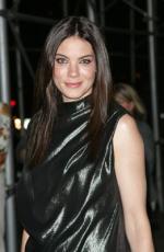 Мишель Монахэн: 261x400 / 22 Кб