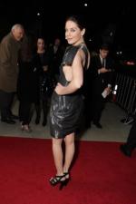 Мишель Монахэн: 267x400 / 17 Кб