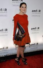 Мишель Монахэн: 255x400 / 21 Кб