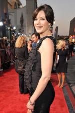 Мишель Монахэн: 267x400 / 27 Кб