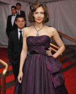 Мэгги Джилленхол: 326x400 / 25 Кб