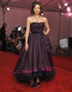 Мэгги Джилленхол: 316x400 / 25 Кб