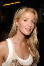 Поппи Монтгомери: 266x400 / 24 Кб