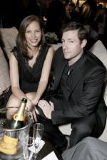 Эдвард Бернс: 267x400 / 29 Кб