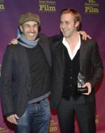 Райан Гослинг: 317x400 / 26 Кб