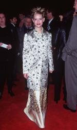 Клэр Дэйнс: 468x791 / 68 Кб