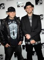 Джоэл Мэдден: 291x400 / 29 Кб