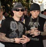 Джоэл Мэдден: 392x400 / 45 Кб