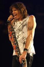 Стивен Тайлер: 267x400 / 25 Кб