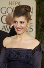 Ниа Вардалос: 261x400 / 20 Кб