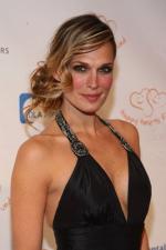 Молли Симс: 267x400 / 19 Кб