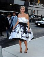 Молли Симс: 308x400 / 31 Кб