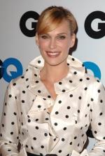 Молли Симс: 270x400 / 27 Кб