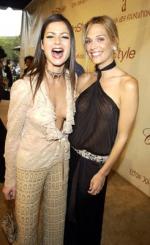 Молли Симс: 245x400 / 27 Кб