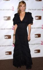 Молли Симс: 250x400 / 21 Кб