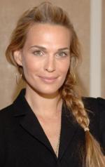 Молли Симс: 253x400 / 19 Кб