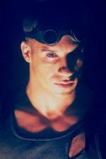 Вин Дизель: 375x565 / 31 Кб