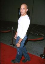 Вин Дизель: 280x400 / 16 Кб