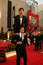 Дев Патель: 267x400 / 31 Кб