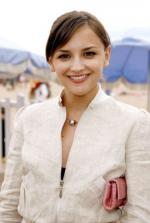 Рейчел Ли Кук: 270x400 / 21 Кб