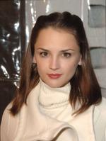 Рейчел Ли Кук: 303x400 / 26 Кб