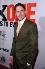 Дэвид Аркетт: 264x400 / 20 Кб