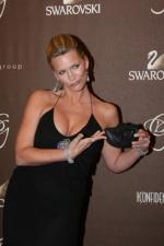 Наташа Хенстридж: 267x400 / 19 Кб