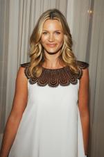 Наташа Хенстридж: 266x400 / 22 Кб