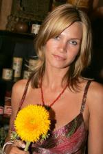 Наташа Хенстридж: 267x400 / 29 Кб