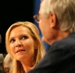 Джоан Аллен: 432x415 / 27 Кб