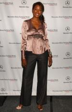 Аиша Тайлер: 259x400 / 23 Кб