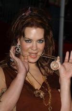 Chyna: 261x400 / 23 Кб