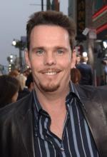 Кевин Диллон: 273x400 / 25 Кб